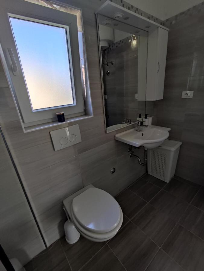 Aestas Apartment Pula Bagian luar foto